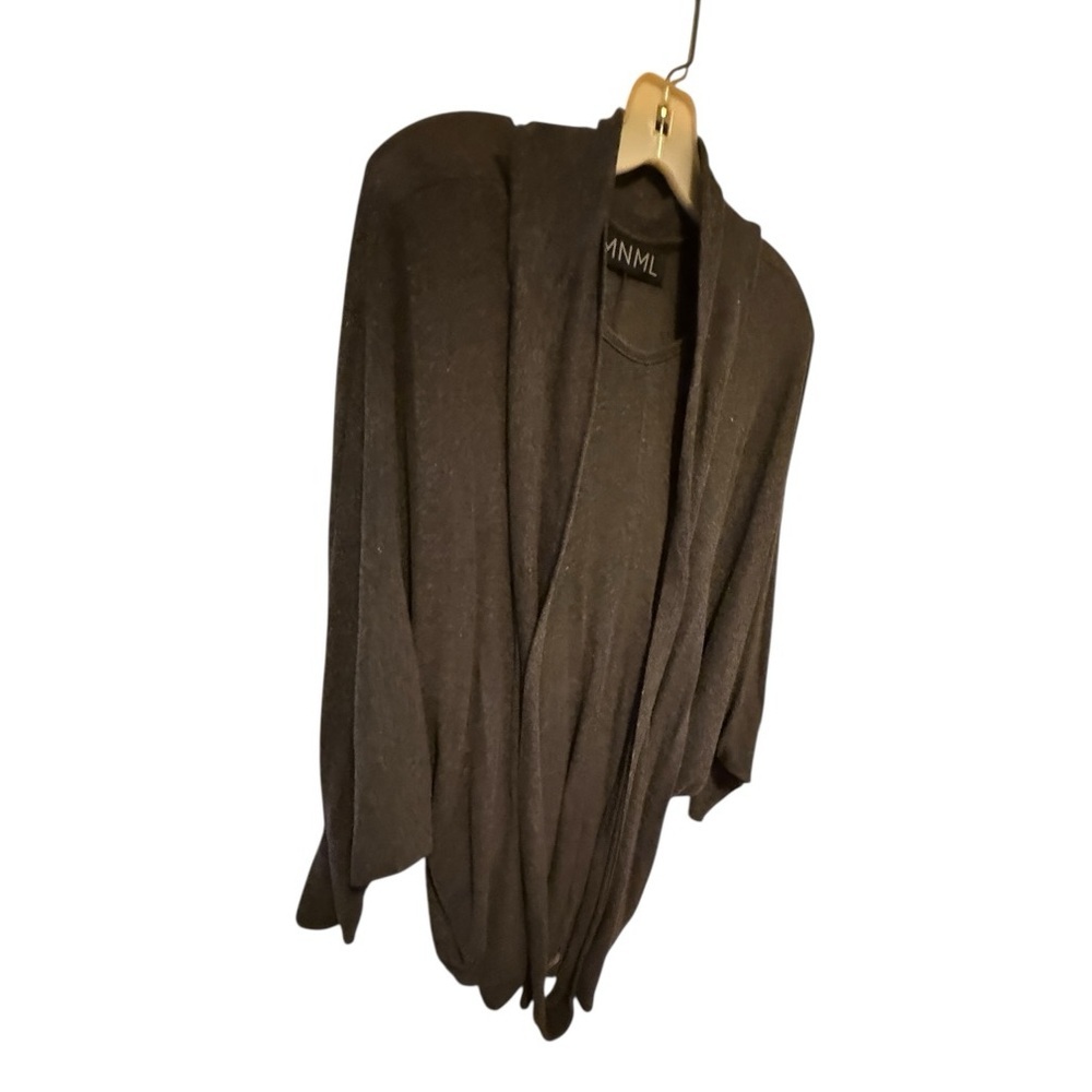 MNML Top - Picture 4 of 9